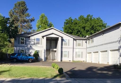 Apartment for rent at 575 G St, Jacksonville, OR 97530
