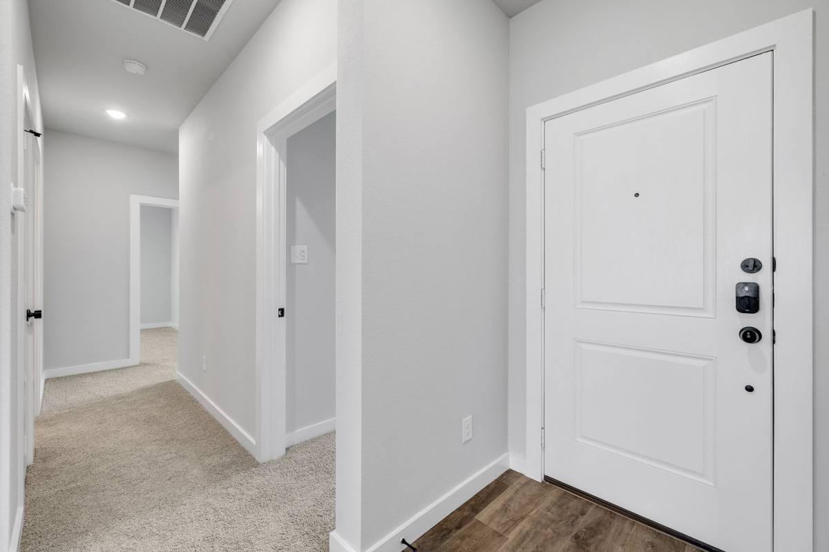 Townhouse for rent at 4000 Lecroy Court, Midlothian, TX 76065