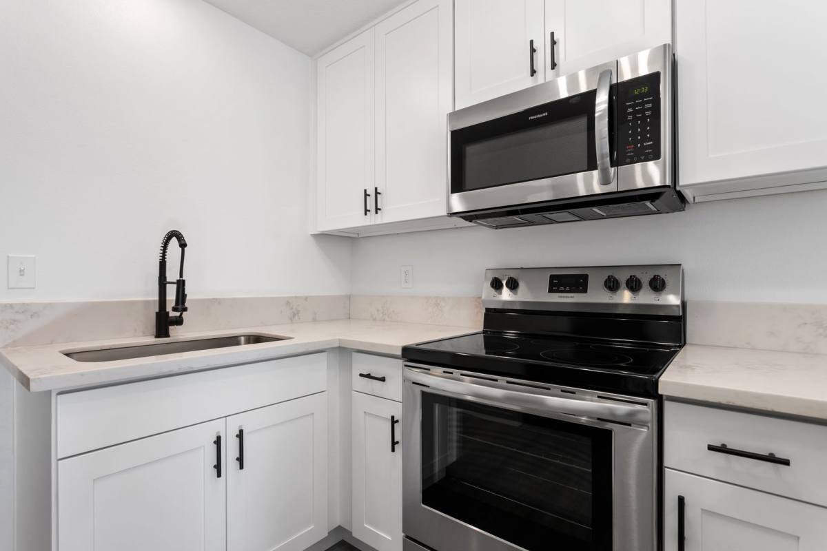 Apartment for rent at 1904-1924 SE 80th Ave, Portland, OR 97215