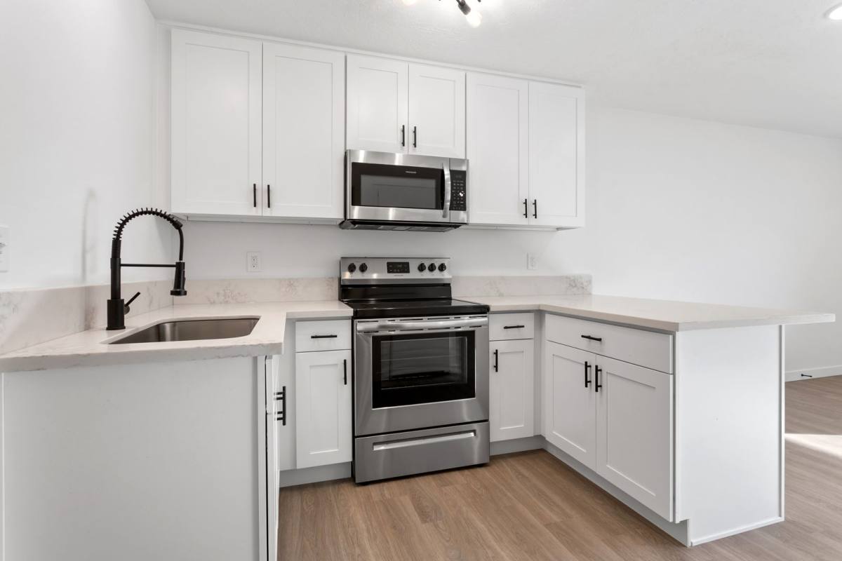 Apartment for rent at 1904-1924 SE 80th Ave, Portland, OR 97215