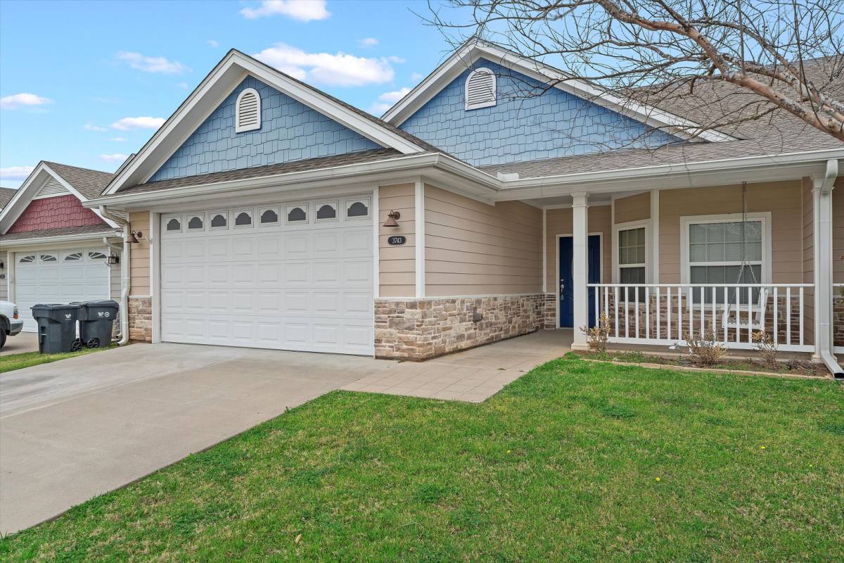 Townhouse for rent at 3743 Vista Cove Dr, Waco, TX 76706