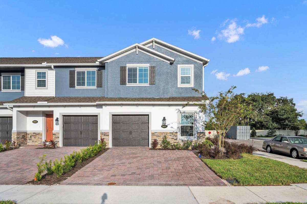 Townhouse for rent at 2827 Narcoossee Commons Way, Sanford, FL 32771