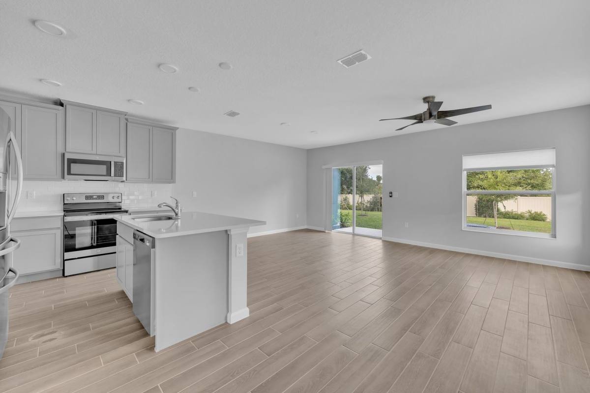 Townhouse for rent at 2827 Narcoossee Commons Way, Sanford, FL 32771
