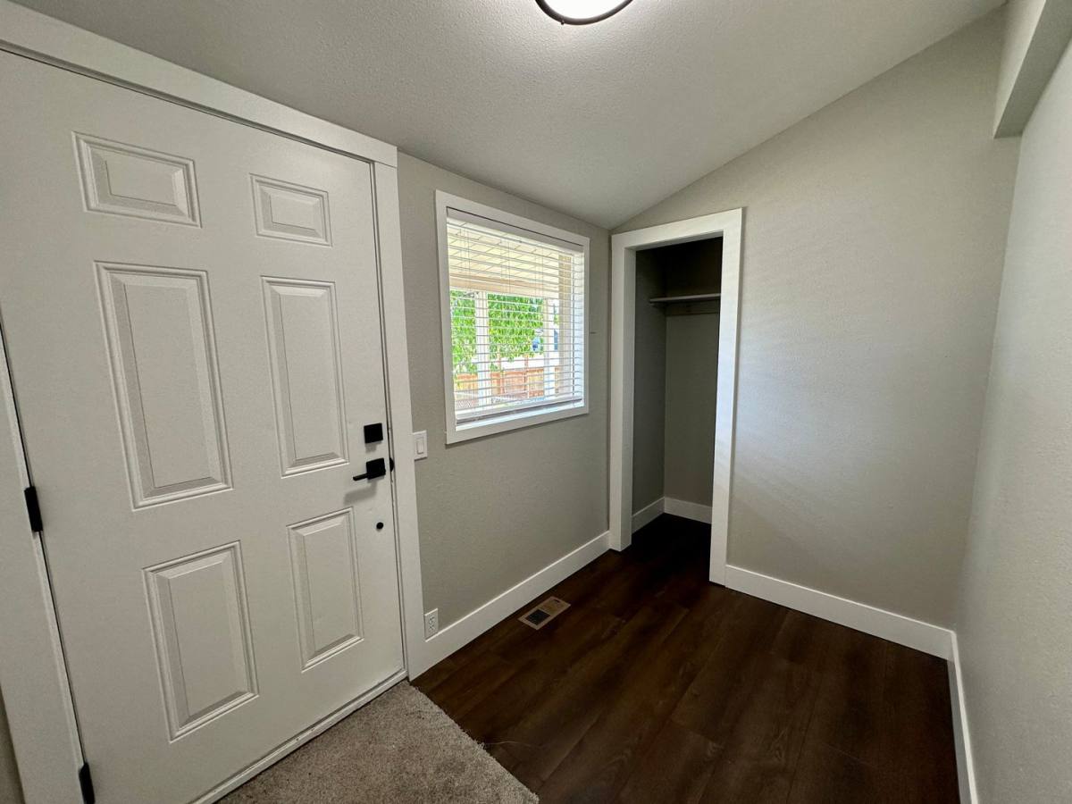 House for rent at 403 E Third St, Cle Elum, WA 98922