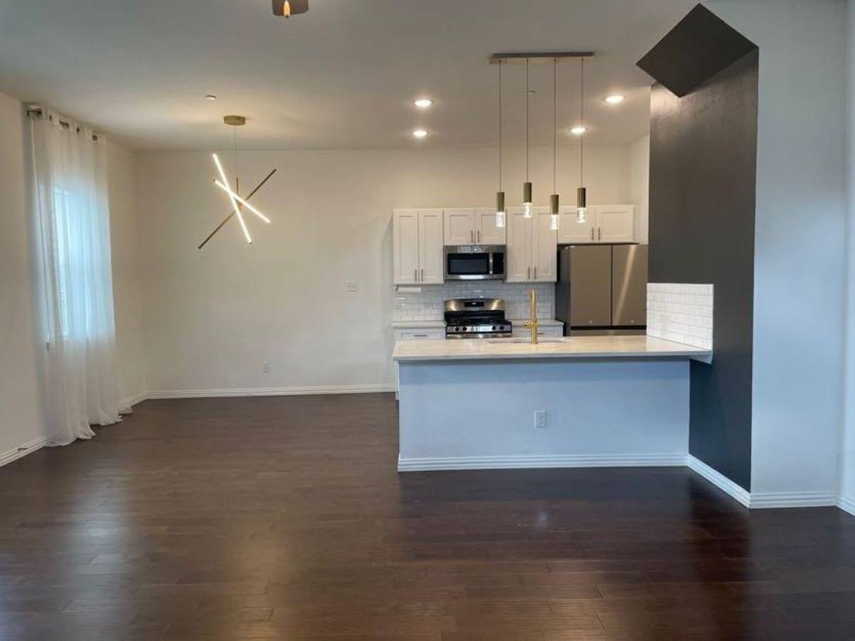 House for rent at 4342 Hebron St, Irving, TX 75061