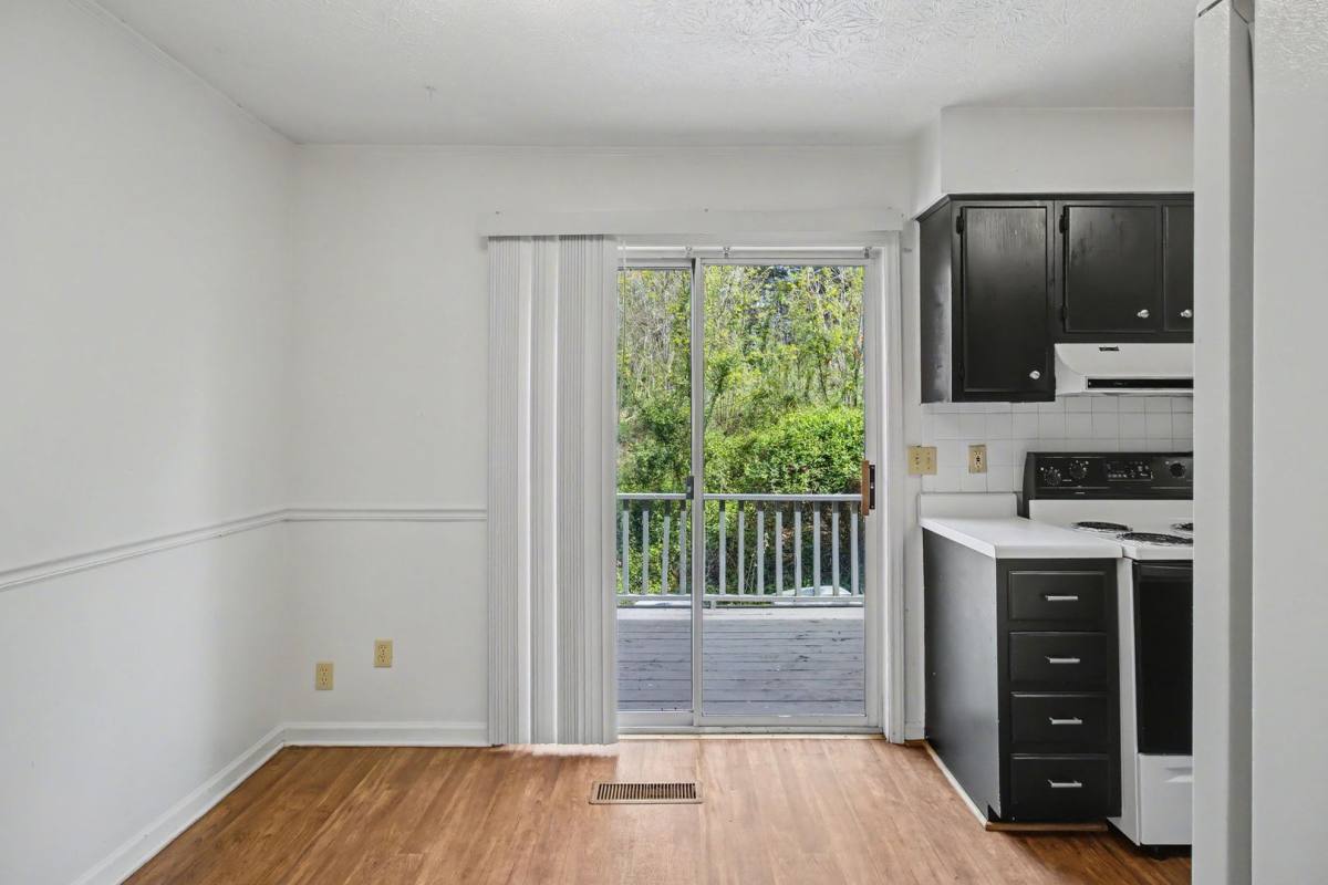 Apartment for rent at 15 Woodstone Dr, Weaverville, NC 28787