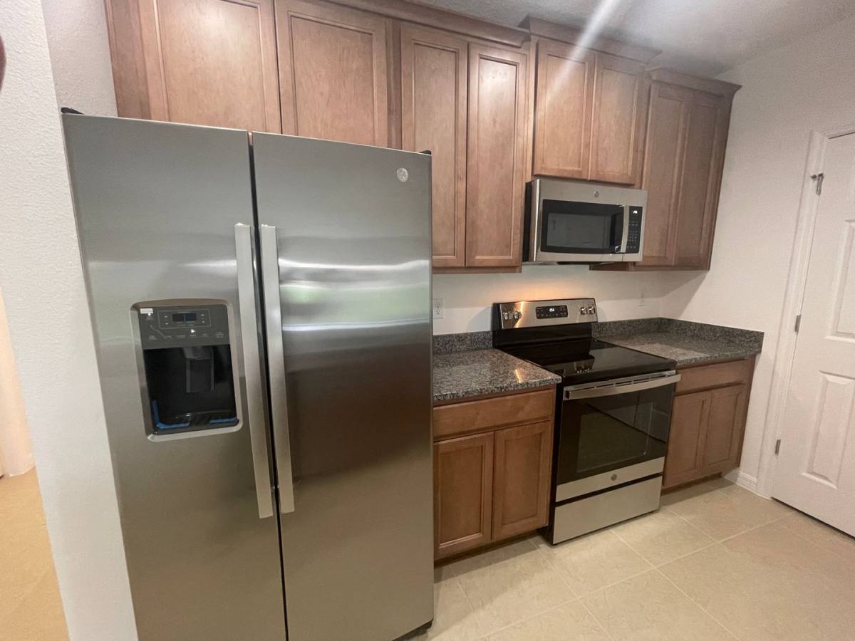 House for rent at 2007 Handsome Hill Lane, Davenport, FL 33837