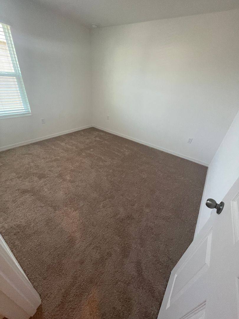 House for rent at 2007 Handsome Hill Lane, Davenport, FL 33837