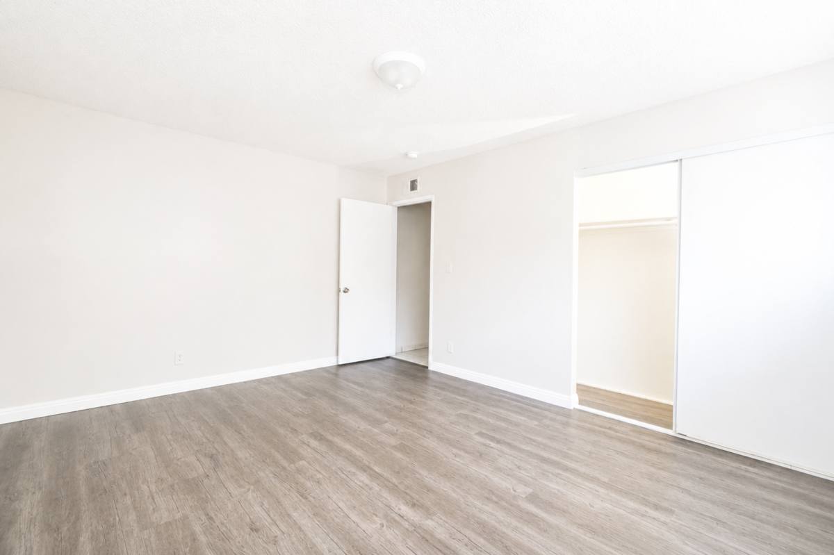Apartment for rent at 571 E Richland St, Upland, CA 91786