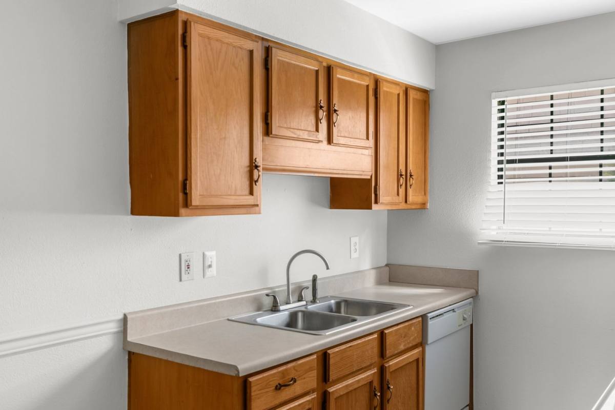 Apartment for rent at 909 30th St S, Birmingham, AL 35205