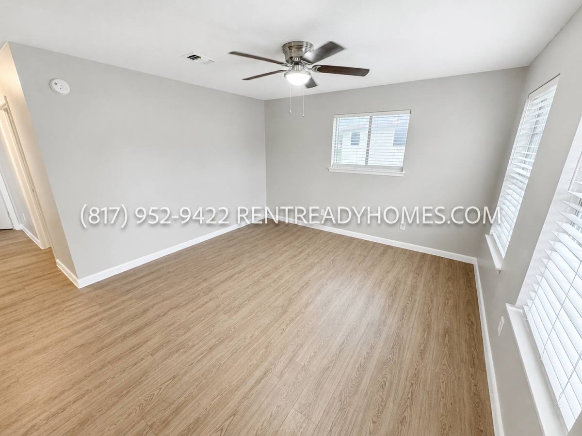 Apartment for rent at 318 Frontier Dr, Bryan, TX 77803