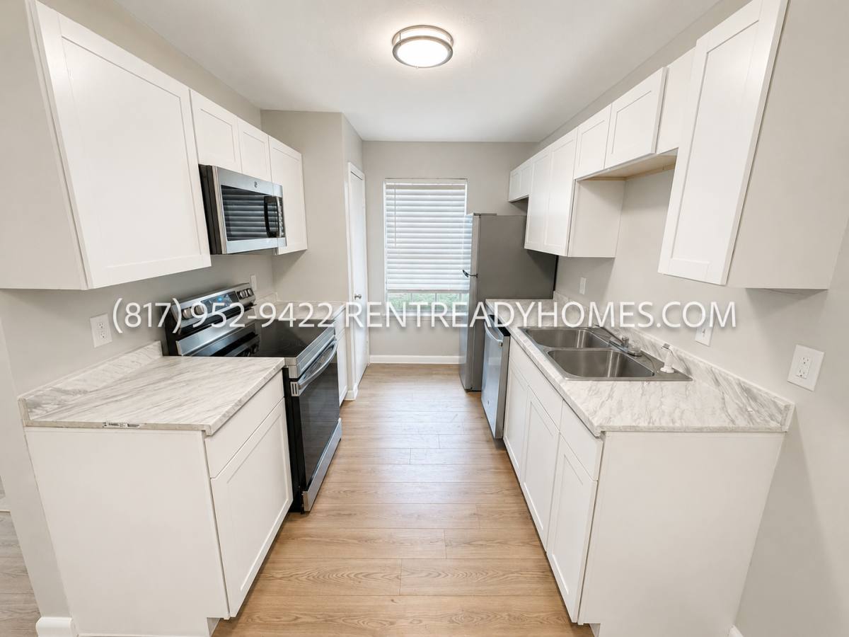 Apartment for rent at 318 Frontier Dr, Bryan, TX 77803