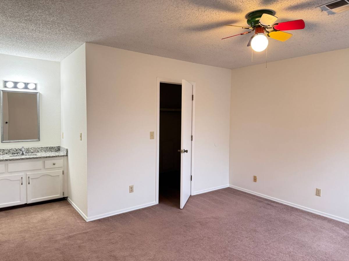 House for rent at 6611 E 79th St, Tulsa, OK 74133