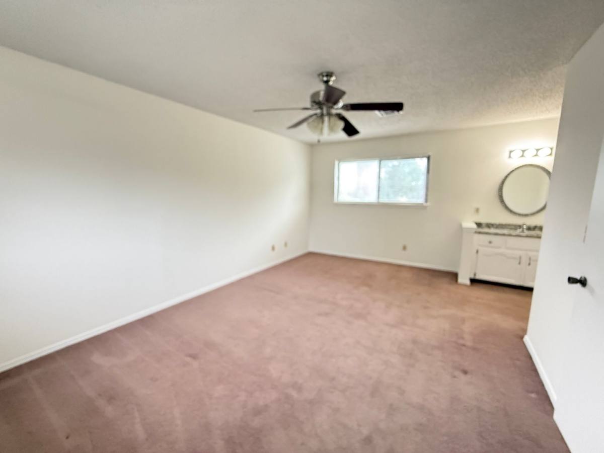 House for rent at 6611 E 79th St, Tulsa, OK 74133