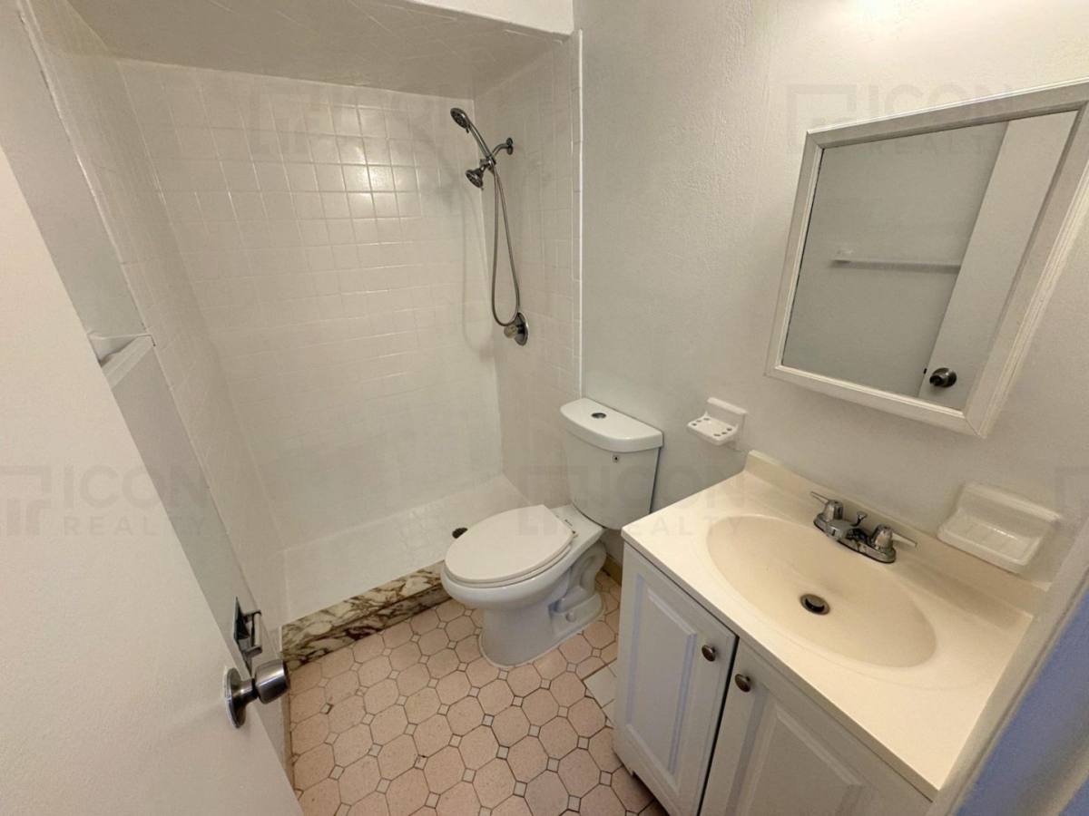 Townhouse for rent at 2309 SE 2nd St, Boynton Beach, FL 33435