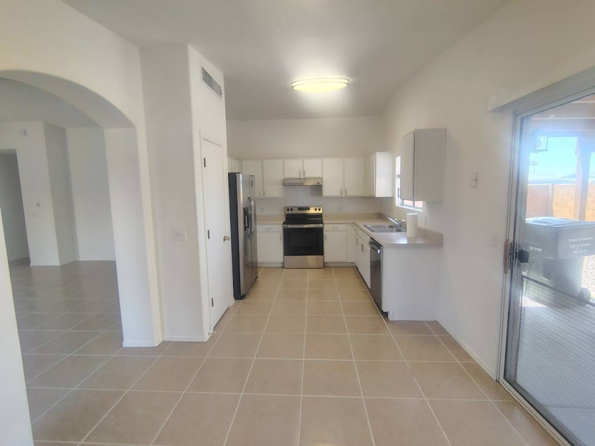 House for rent at 3530 W Ethan Crossing Lane, Tucson, AZ 85741