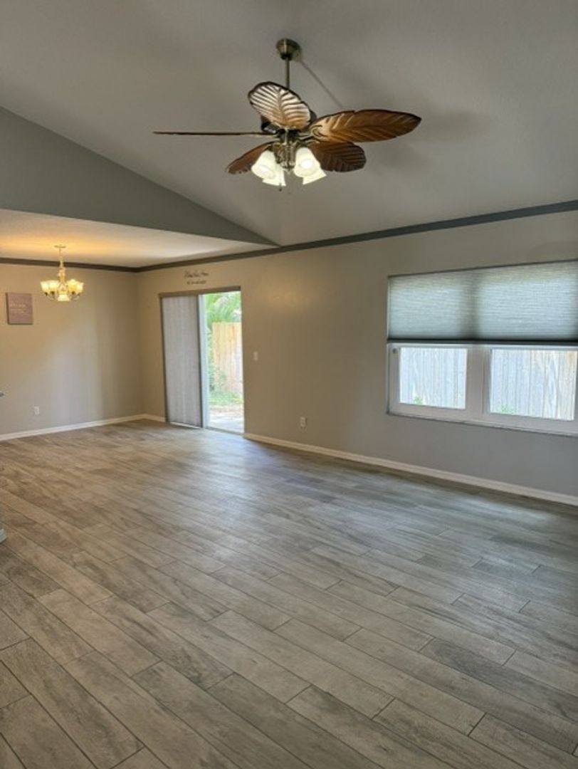 House for rent at 6633 Foxmoor Dr, Zephyrhills, FL 33542