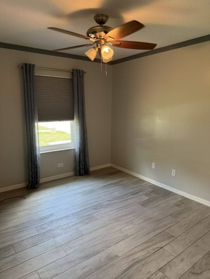 House for rent at 6633 Foxmoor Dr, Zephyrhills, FL 33542