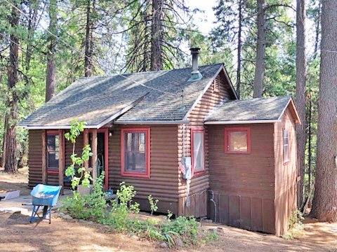 House for rent at 22997 N Tuolumne Rd, Twain Harte, CA 95383