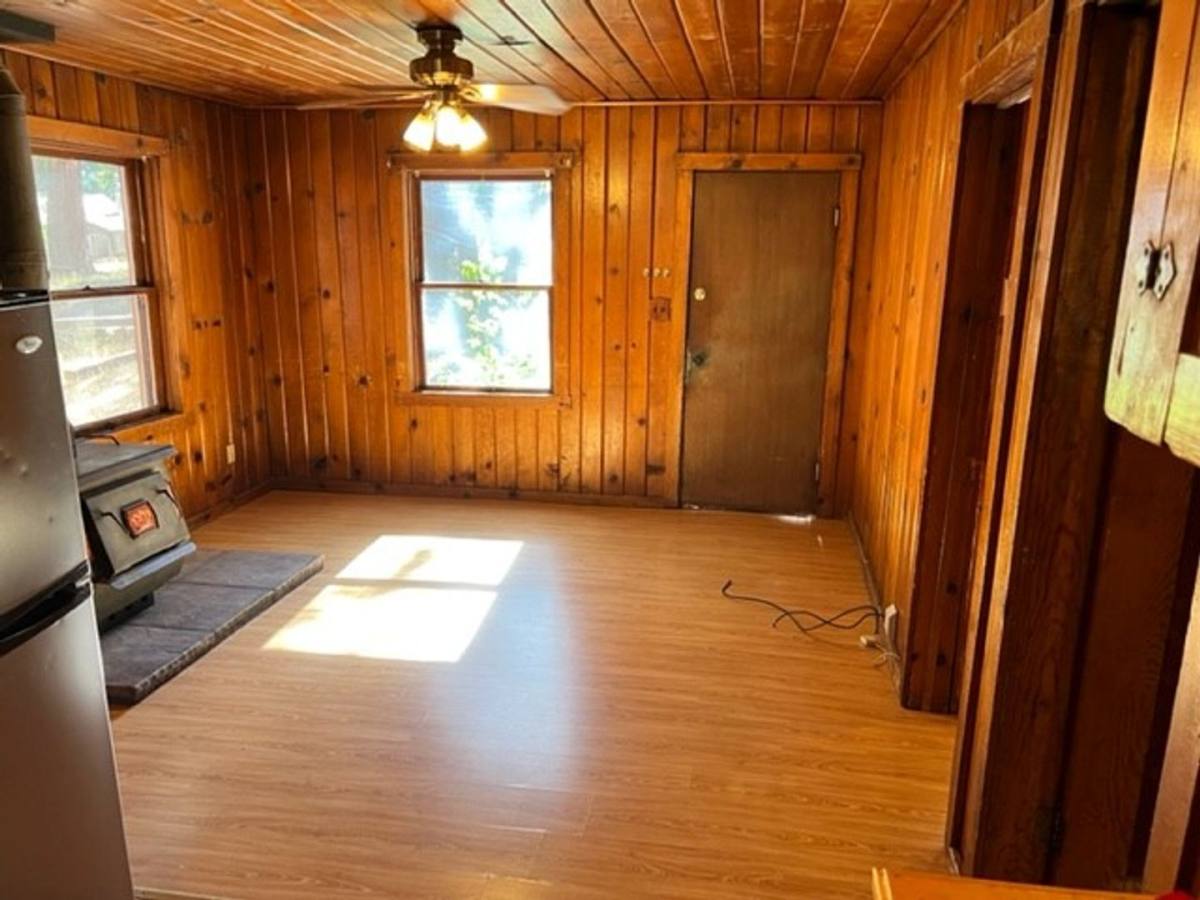 House for rent at 22997 N Tuolumne Rd, Twain Harte, CA 95383