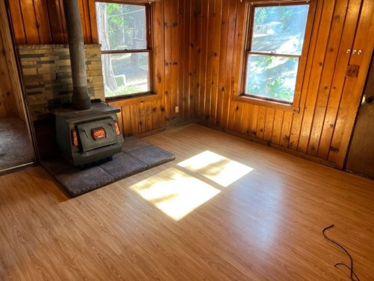 House for rent at 22997 N Tuolumne Rd, Twain Harte, CA 95383