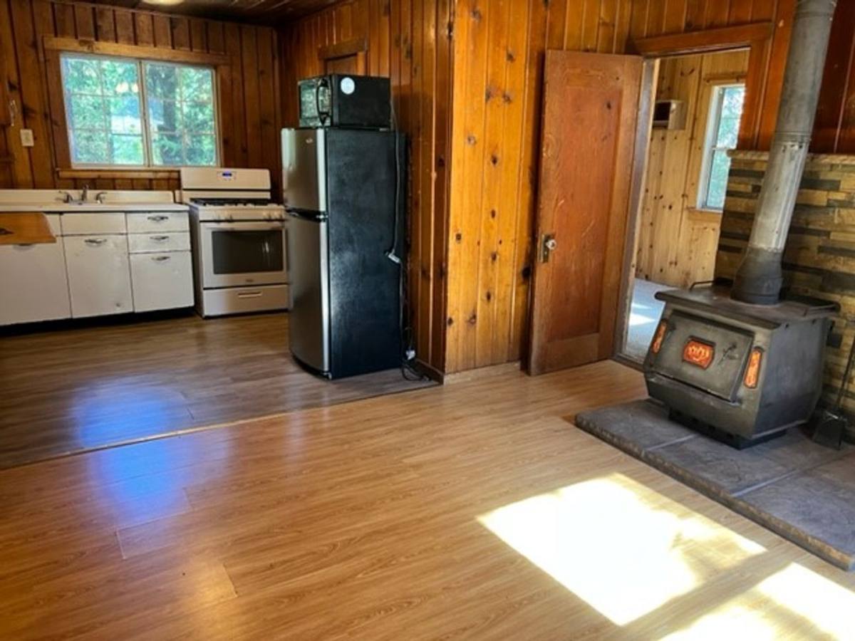 House for rent at 22997 N Tuolumne Rd, Twain Harte, CA 95383