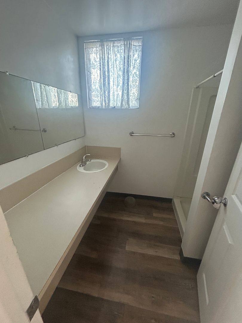 Apartment for rent at 6062 Summer St, Honolulu, HI 96821