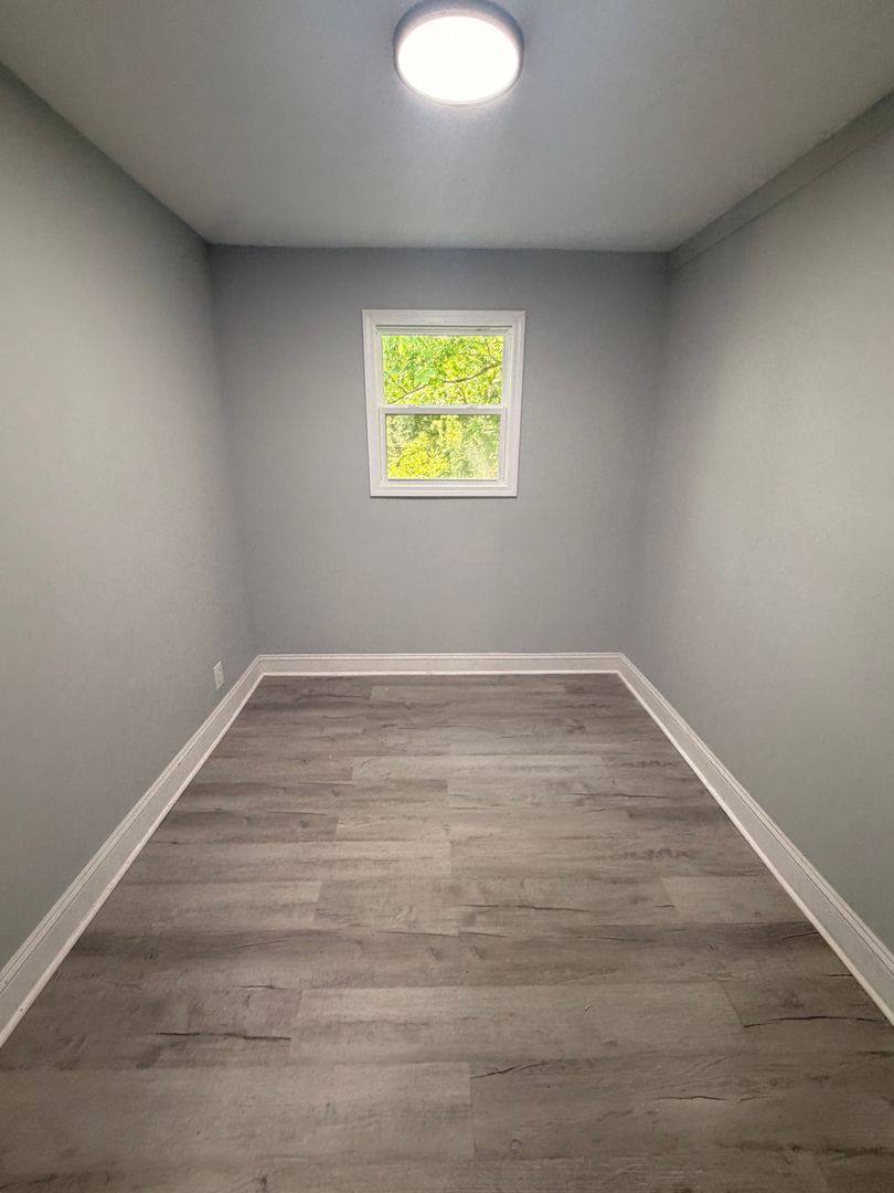 Apartment for rent at 4140 W Broadway, Louisville, KY 40211