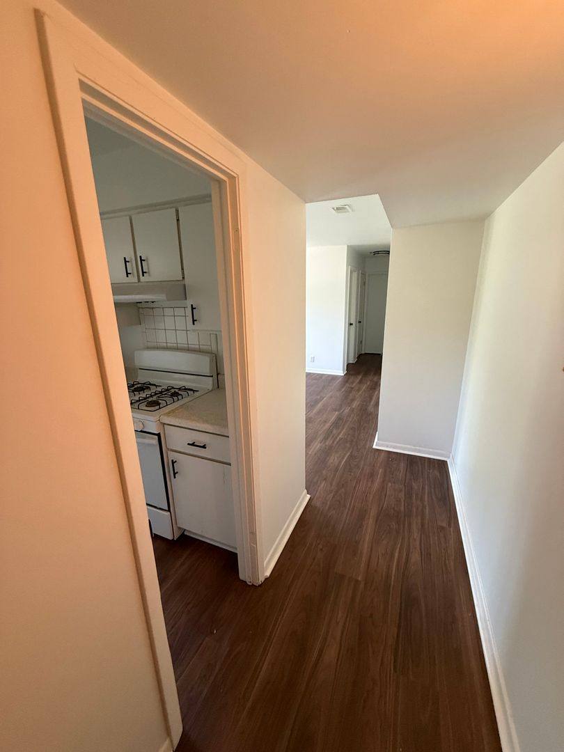 Apartment for rent at 6709 N University St, Peoria, IL 61614