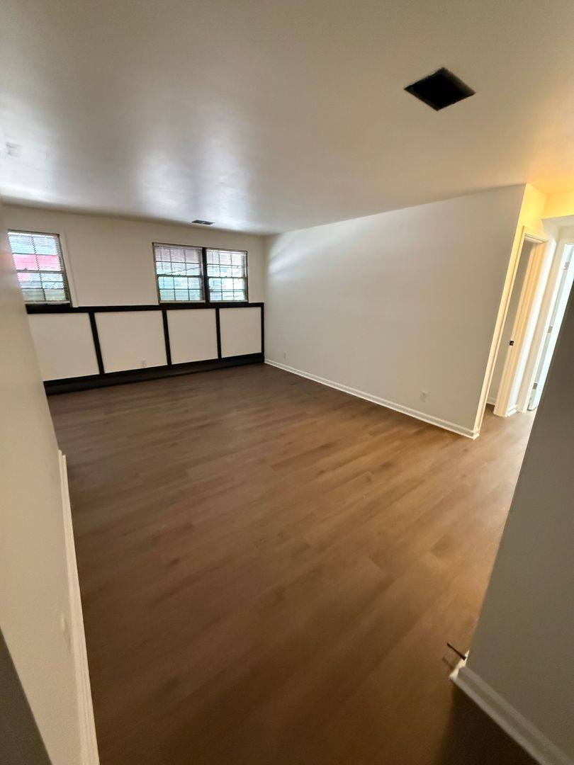 Apartment for rent at 6709 N University St, Peoria, IL 61614
