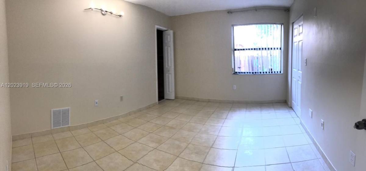 House for rent at 341 W Park Dr, Miami, FL 33172