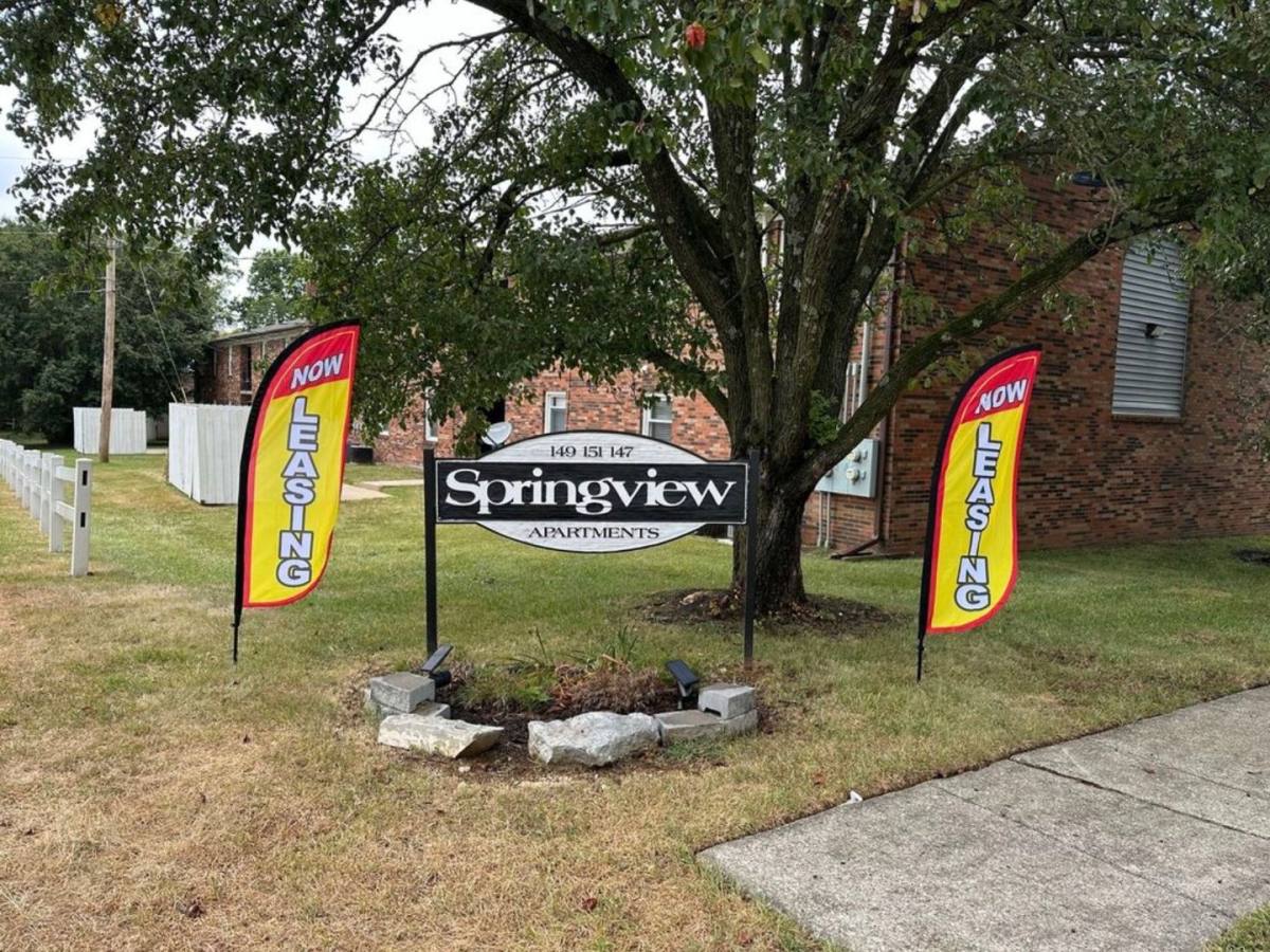Apartment for rent at 147 Dan Dr, Versailles, KY 40383