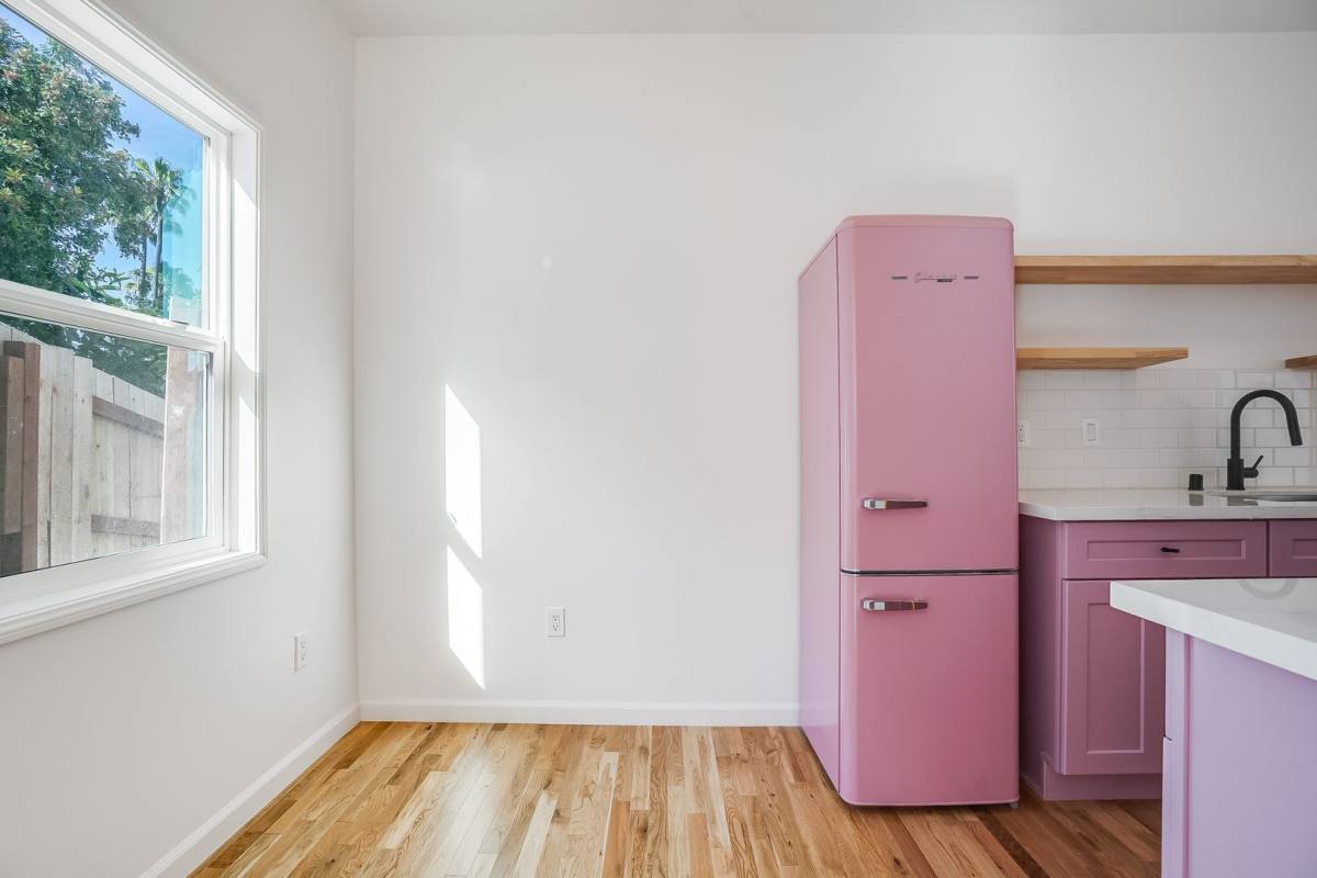 Apartment for rent at 3315 Larissa Dr, Los Angeles, CA 90026