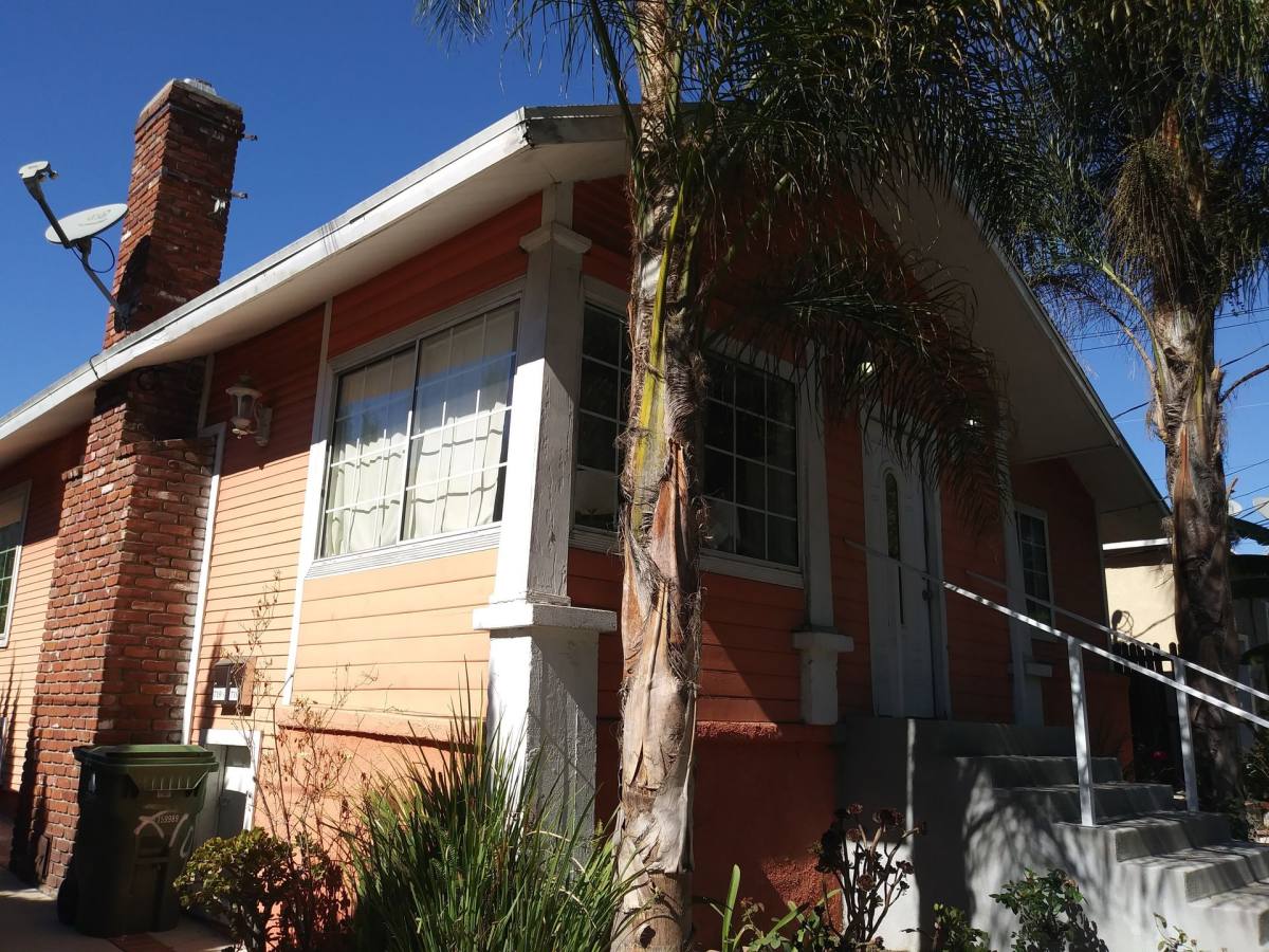 Apartment for rent at 719 N Coronado St, Los Angeles, CA 90026