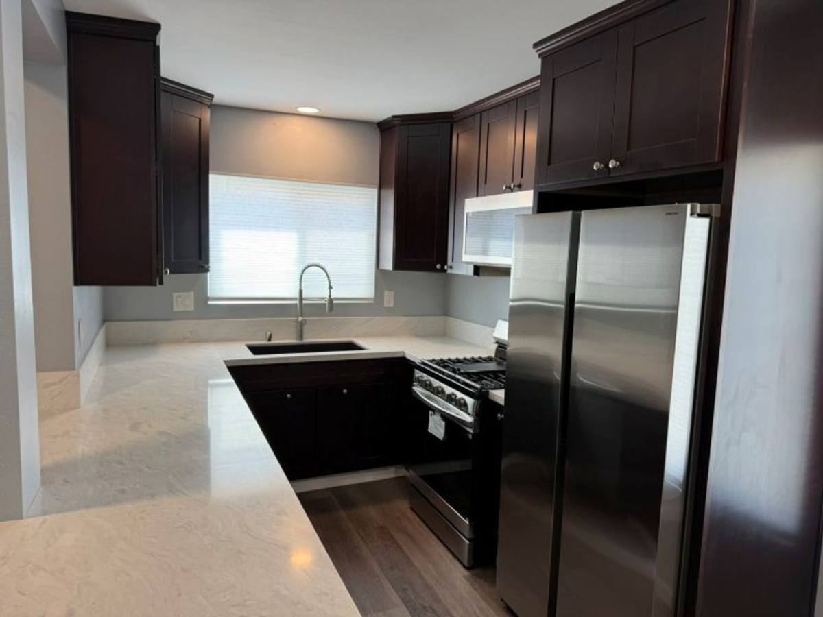 Apartment for rent at 2138 Balboa Ave, San Diego, CA 92109