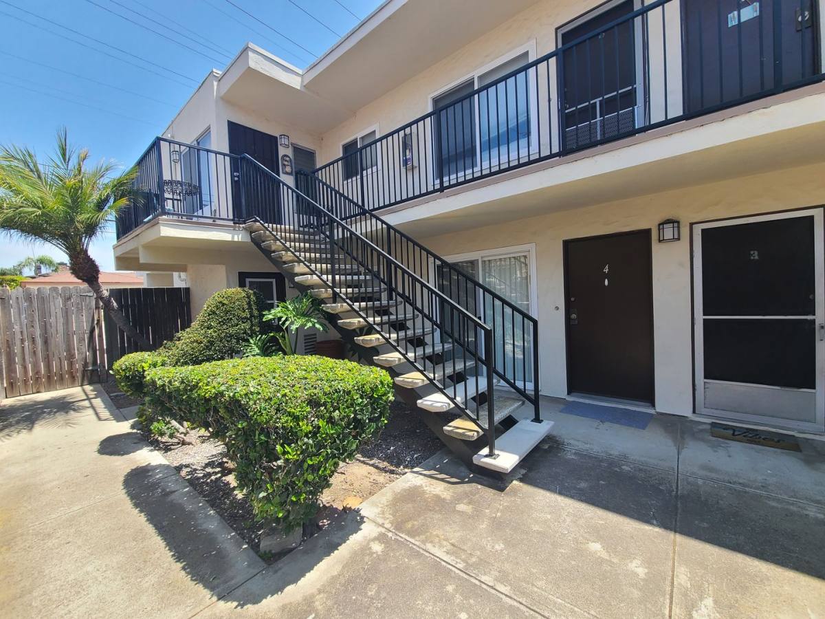 Apartment for rent at 2138 Balboa Ave, San Diego, CA 92109