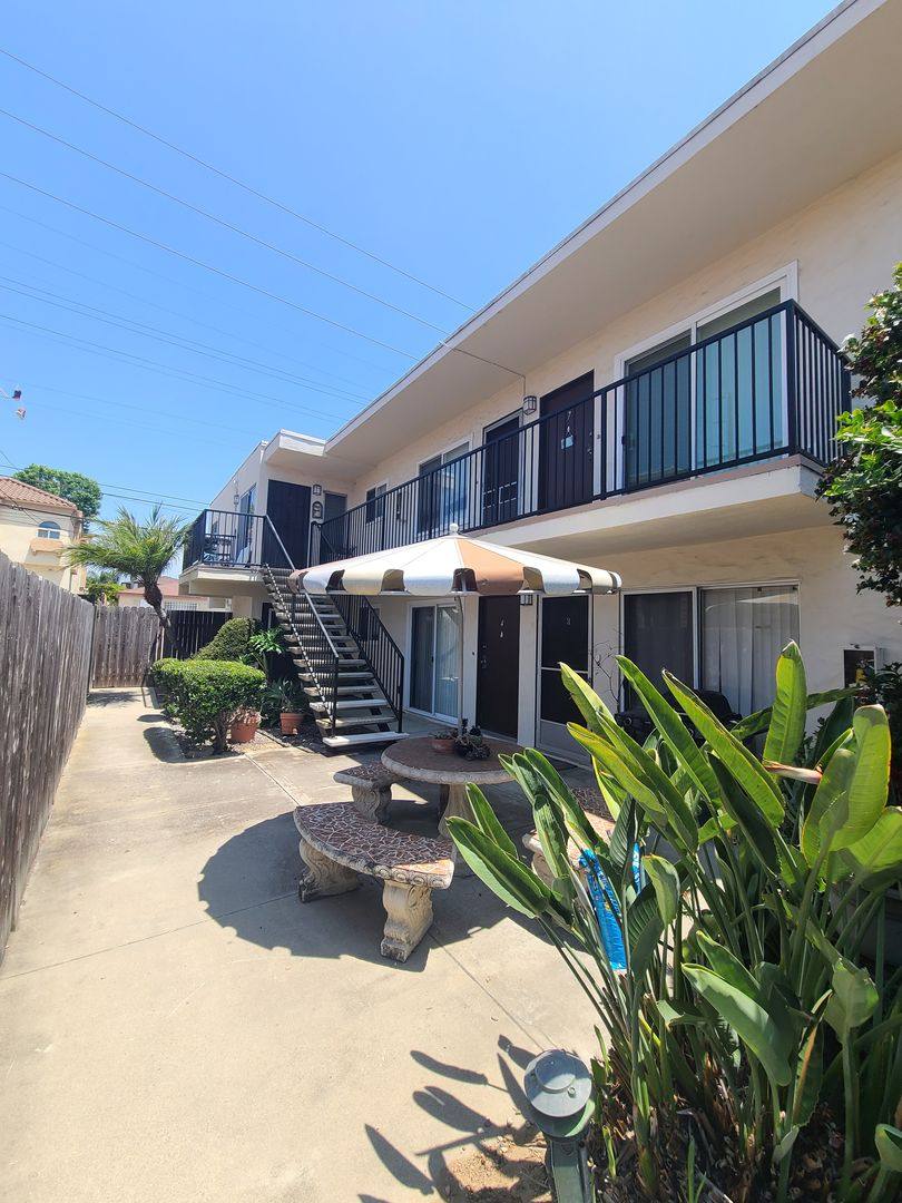 Apartment for rent at 2138 Balboa Ave, San Diego, CA 92109