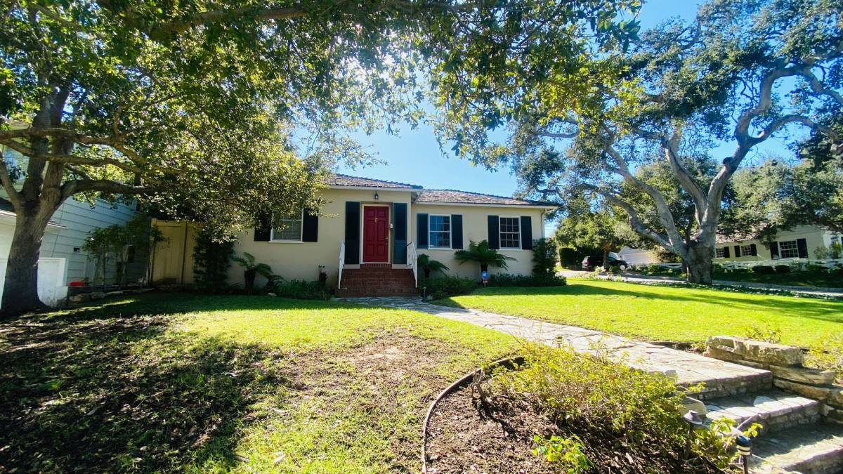 House for rent at 4000 Picaposte, Palos Verdes Peninsula, CA 90274