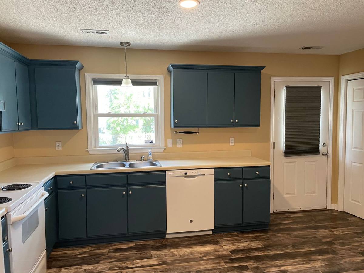 House for rent at 1136 Long Leaf Rd, Southport, NC 28461