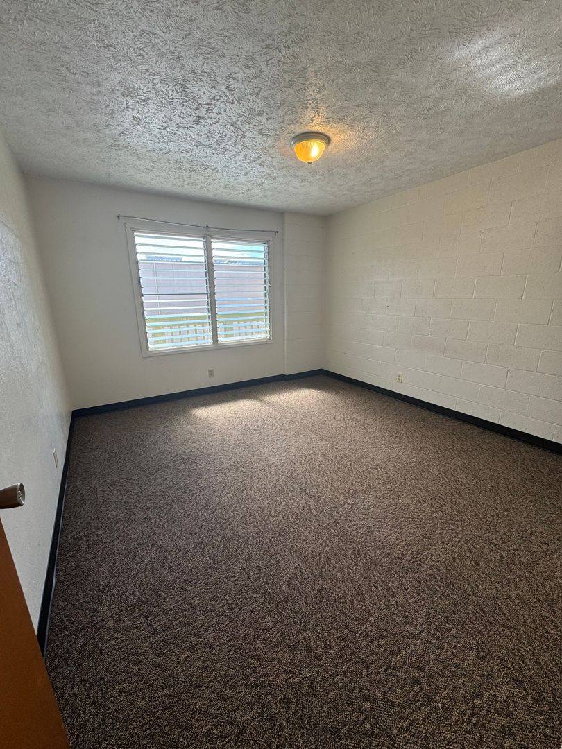 Condo for rent at 464 Kalanikoa St, Hilo, HI 96720