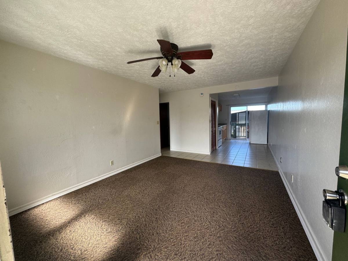 Condo for rent at 464 Kalanikoa St, Hilo, HI 96720