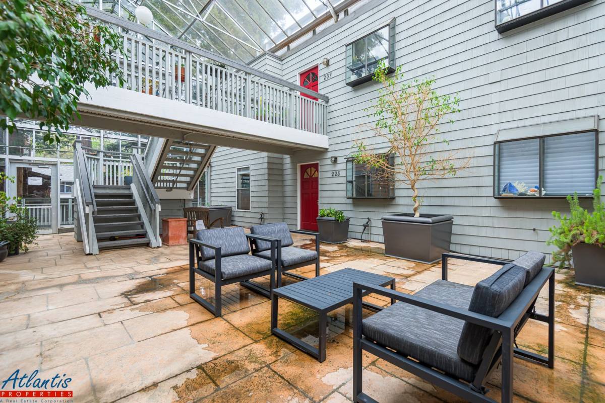Condo for rent at 225 High St, Palo Alto, CA 94301