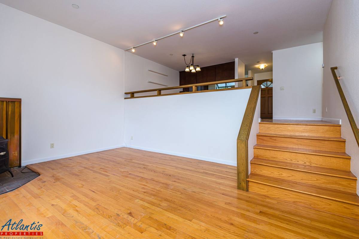 Condo for rent at 225 High St, Palo Alto, CA 94301