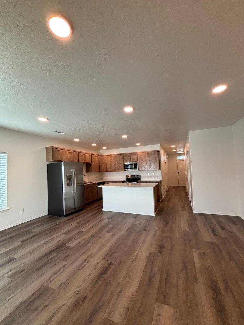 Townhouse for rent at 3672 S Roosevelt St, Kennewick, WA 99338