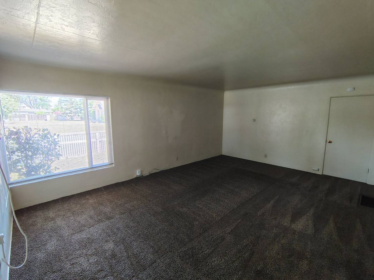 Apartment for rent at 1148 E Fairmont Ave, Modesto, CA 95350