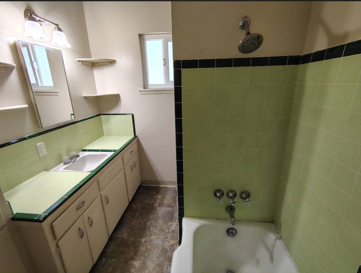 Apartment for rent at 1506 W Orangeburg, Modesto, CA 95350