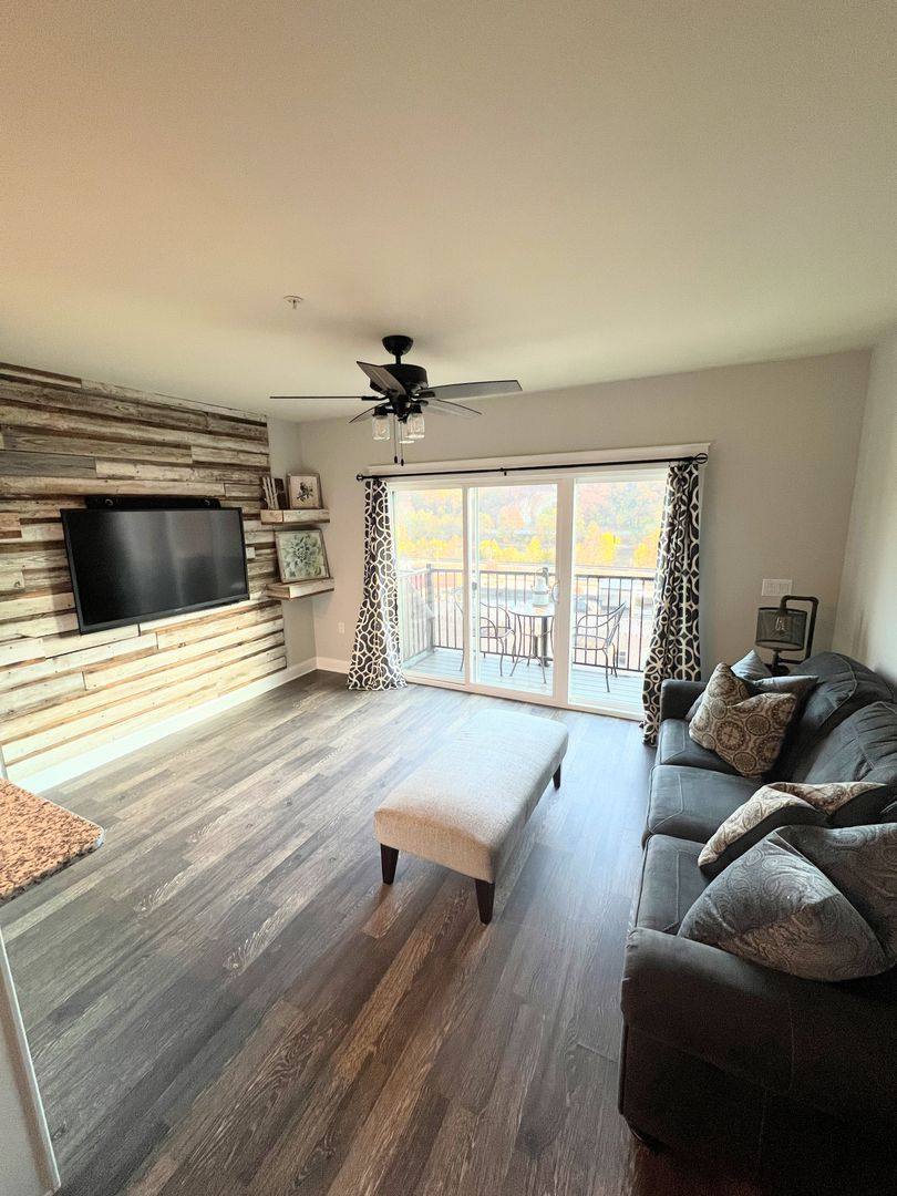 Apartment for rent at 51 11th St, Lynchburg, VA 24504