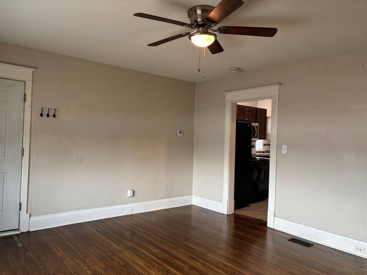 Apartment for rent at 606 Amherst St, Buffalo, NY 14207