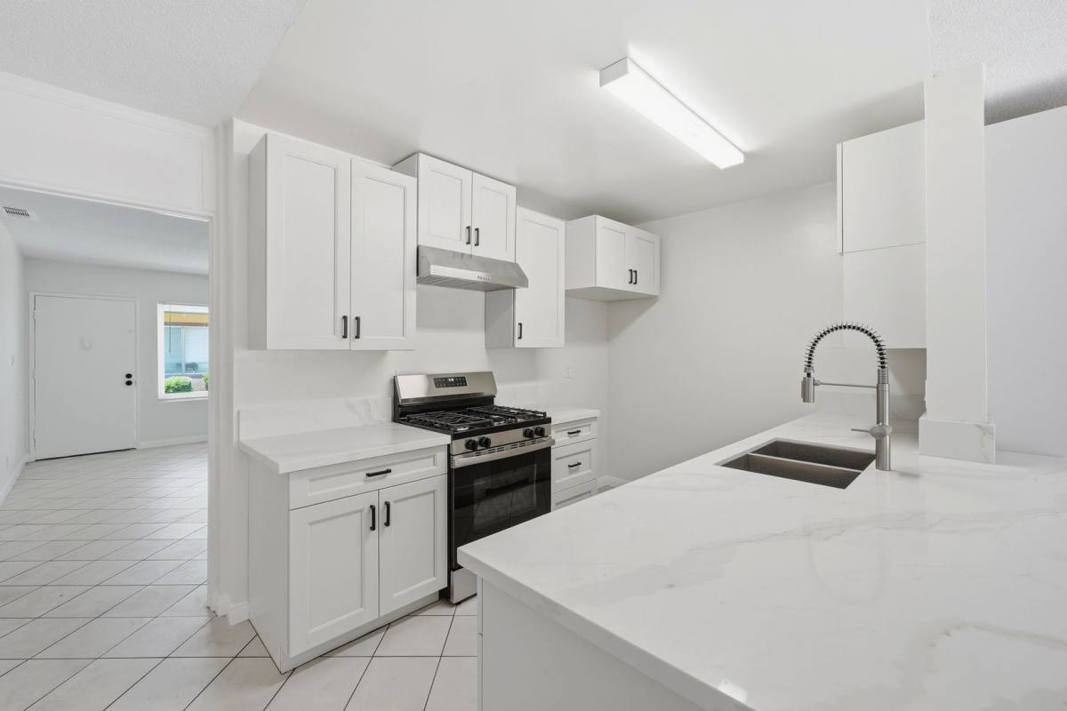 Condo for rent at 1531 E La Palma Ave, Anaheim, CA 92805