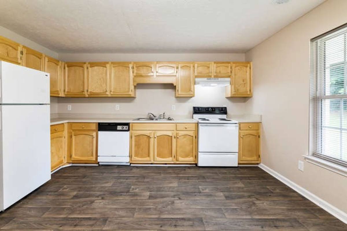 Townhouse for rent at 301 Hays Mill Rd, Carrollton, GA 30117